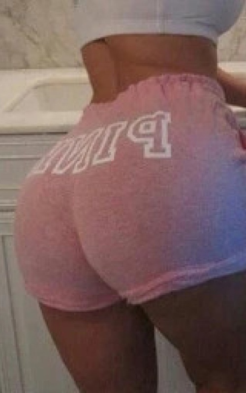 Victoria Luna tu refugio de pasión y deseo ardiente